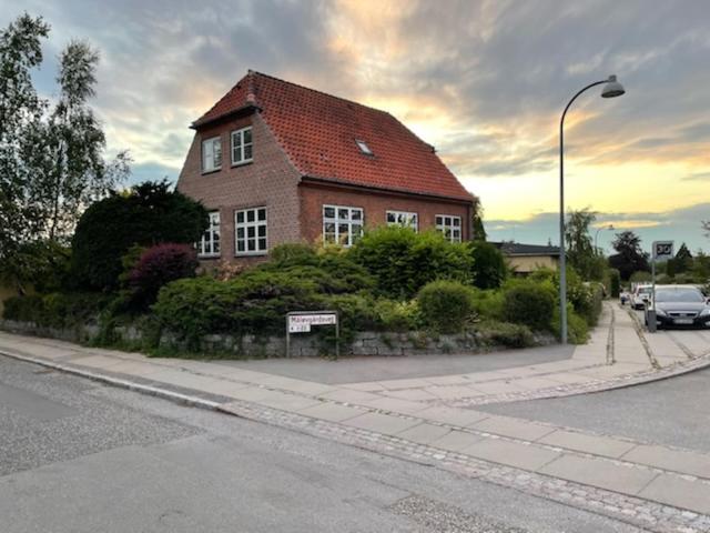 Jonstrupvejens Apartments Lejl B Балеруп Екстериор снимка